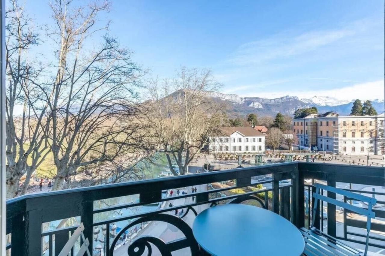 The Red Heart Of Annecy - Beautiful Apartment For 4 People Екстер'єр фото