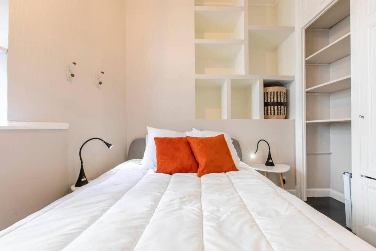 The Red Heart Of Annecy - Beautiful Apartment For 4 People Екстер'єр фото