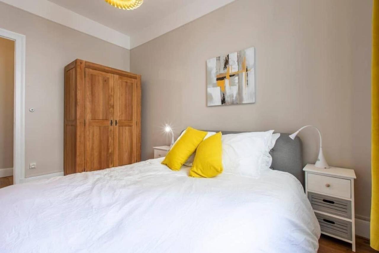 The Red Heart Of Annecy - Beautiful Apartment For 4 People Екстер'єр фото