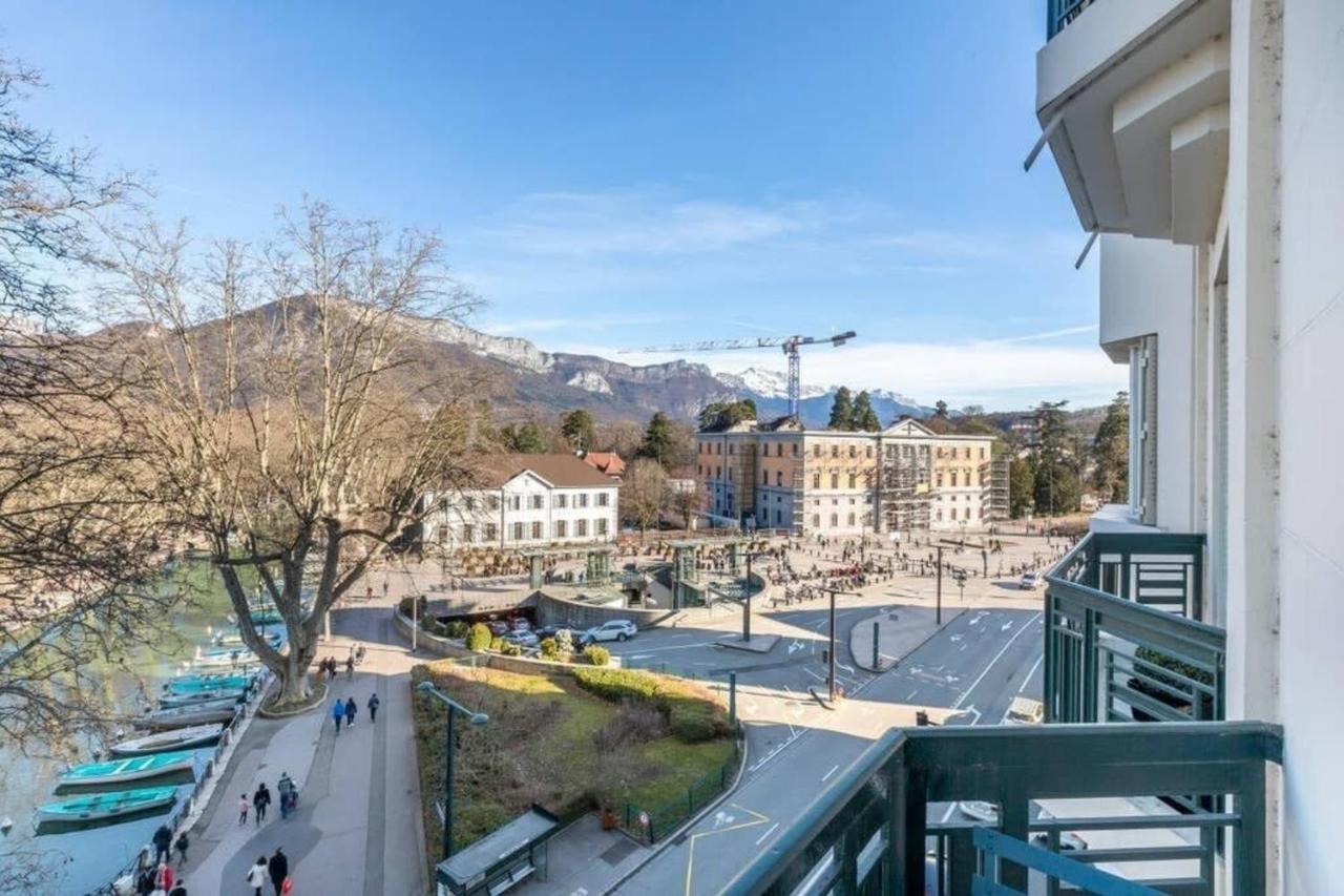 The Red Heart Of Annecy - Beautiful Apartment For 4 People Екстер'єр фото